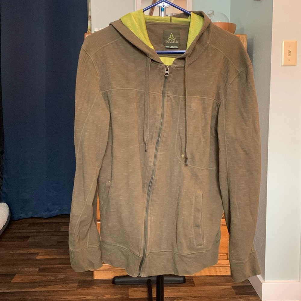 Men’s Prana zip up hoodie with extra pocket